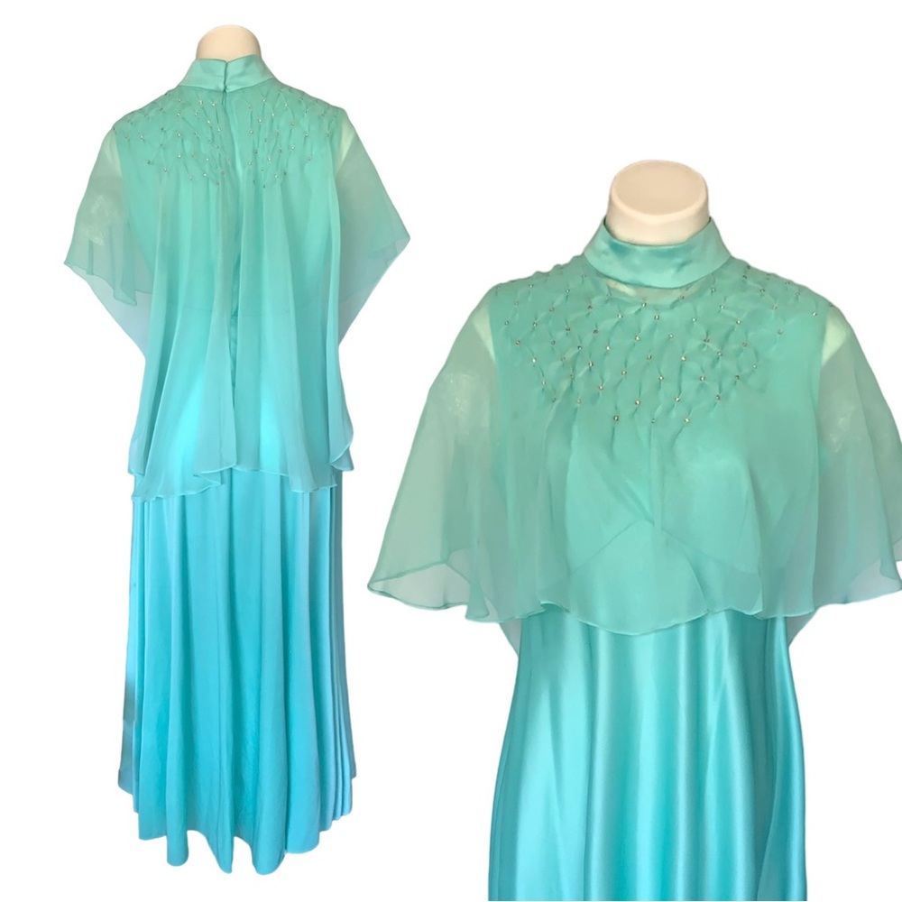 v i n t a g e :: Nylon Peignoir Set Full Sweep Gown Chiffon Cape Rhinestones - Picture 12 of 16